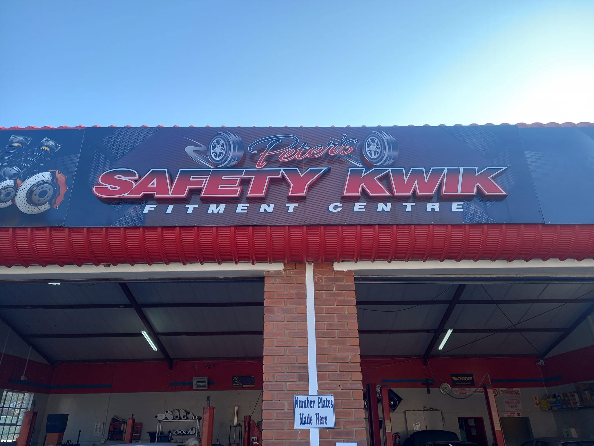 Peters Safety Kwik automotive workshop and fitment centre on Harding Street, Richmond KZN